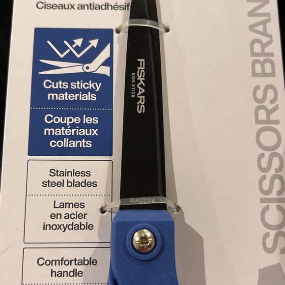 Fiskars 8” Straight Blue Performance Scissors Comfort Handle Non-Stick Stainless - Picture 5 of 10